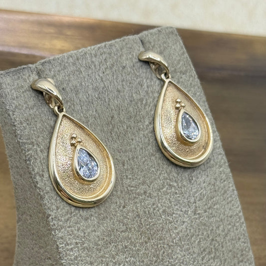 Vintage 9ct Gold Earrings