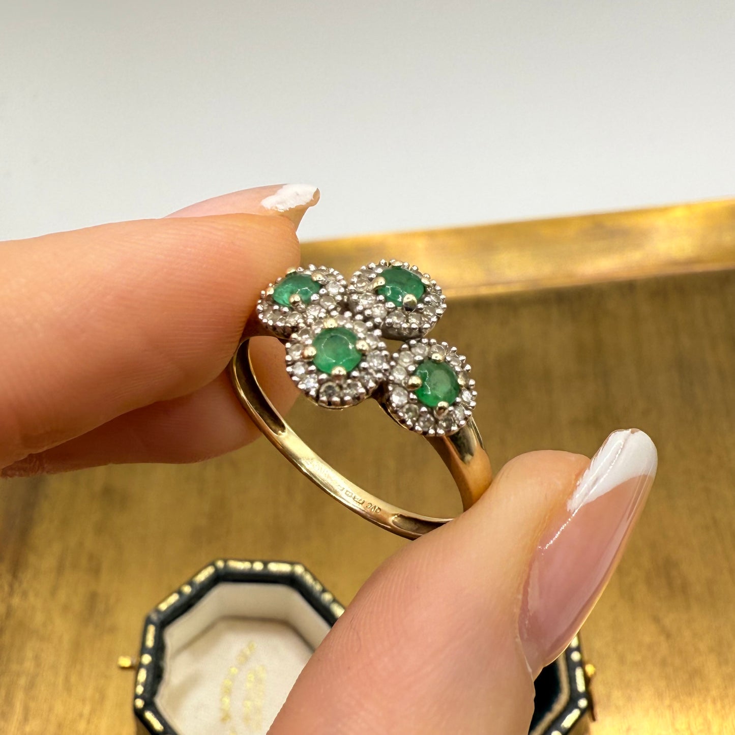 Vintage 9ct Gold Emerald and Diamond Ring