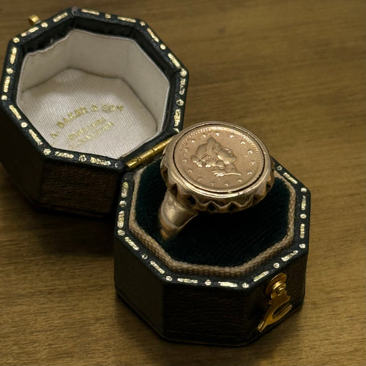 Vintage 9ct Gold Coin Ring