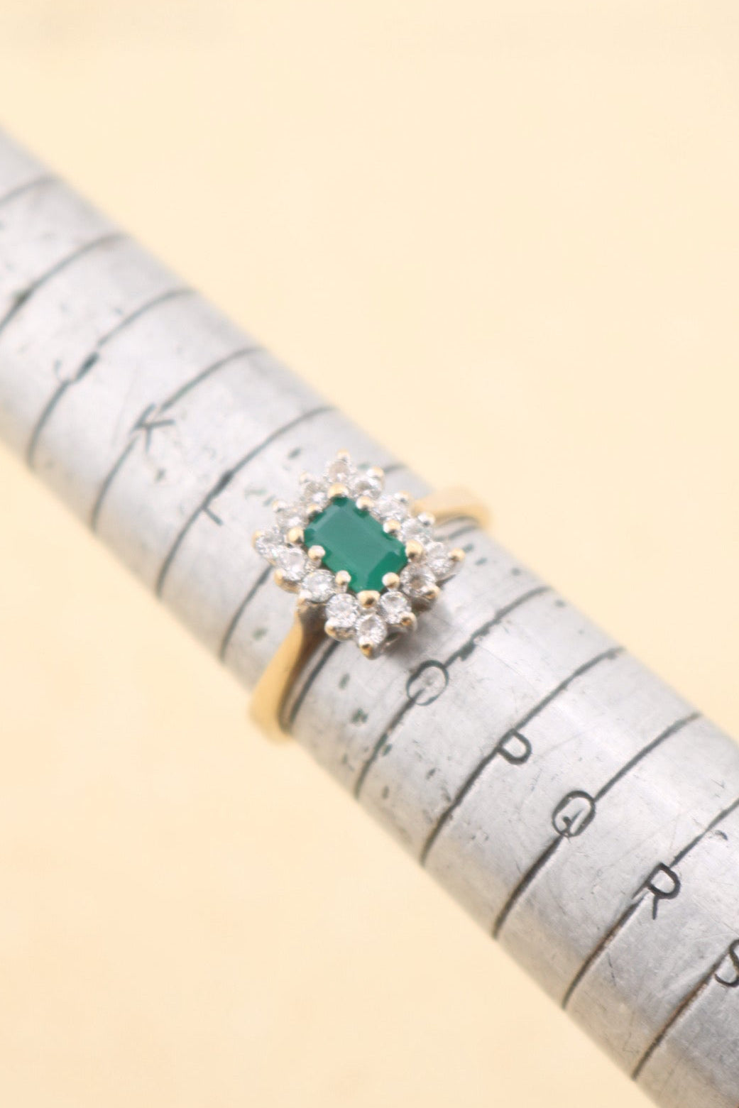 Vintage 9ct Gold Emerald Ring