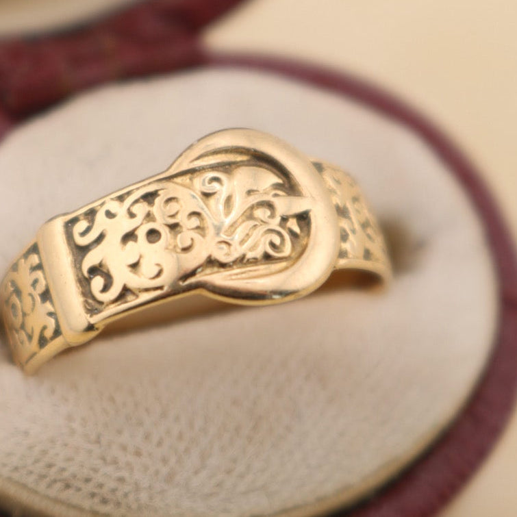 Vintage 9ct Gold Buckle Ring