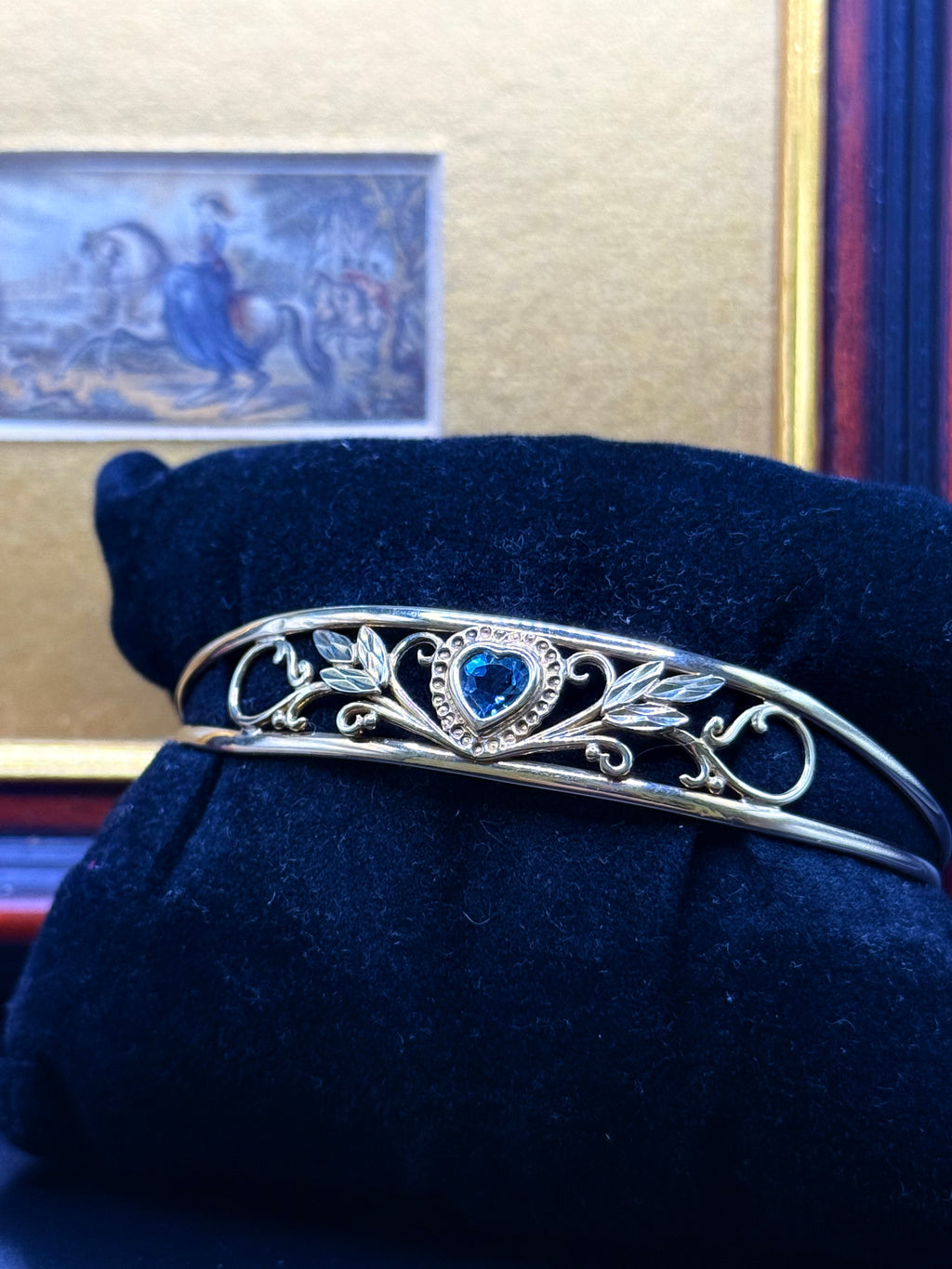 Vintage 9ct Gold Filigree Bangle with Heart-Shaped Blue Stone