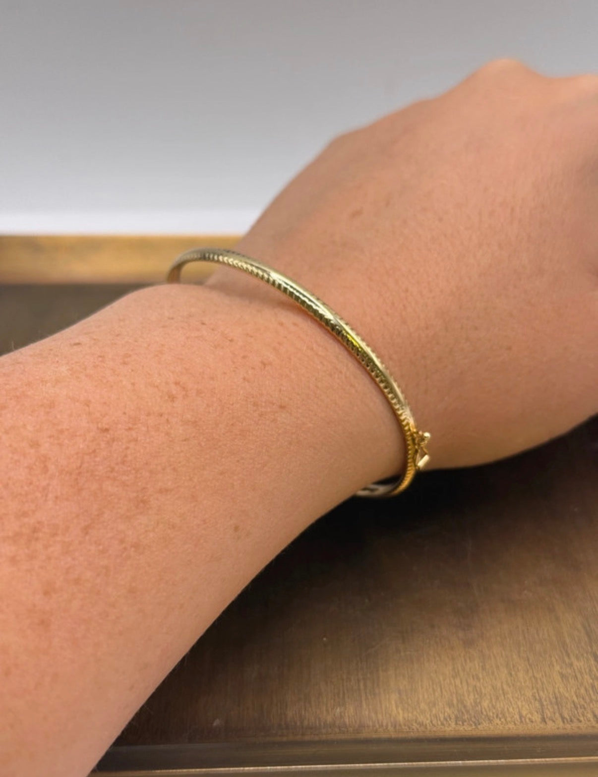 Vintage 9ct Gold Bangle