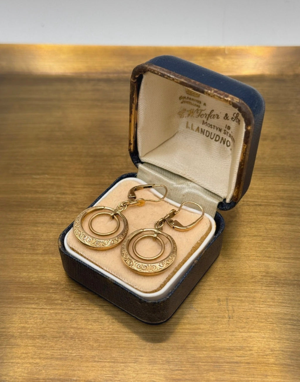 Vintage 9ct Gold Drop Circle Earrings