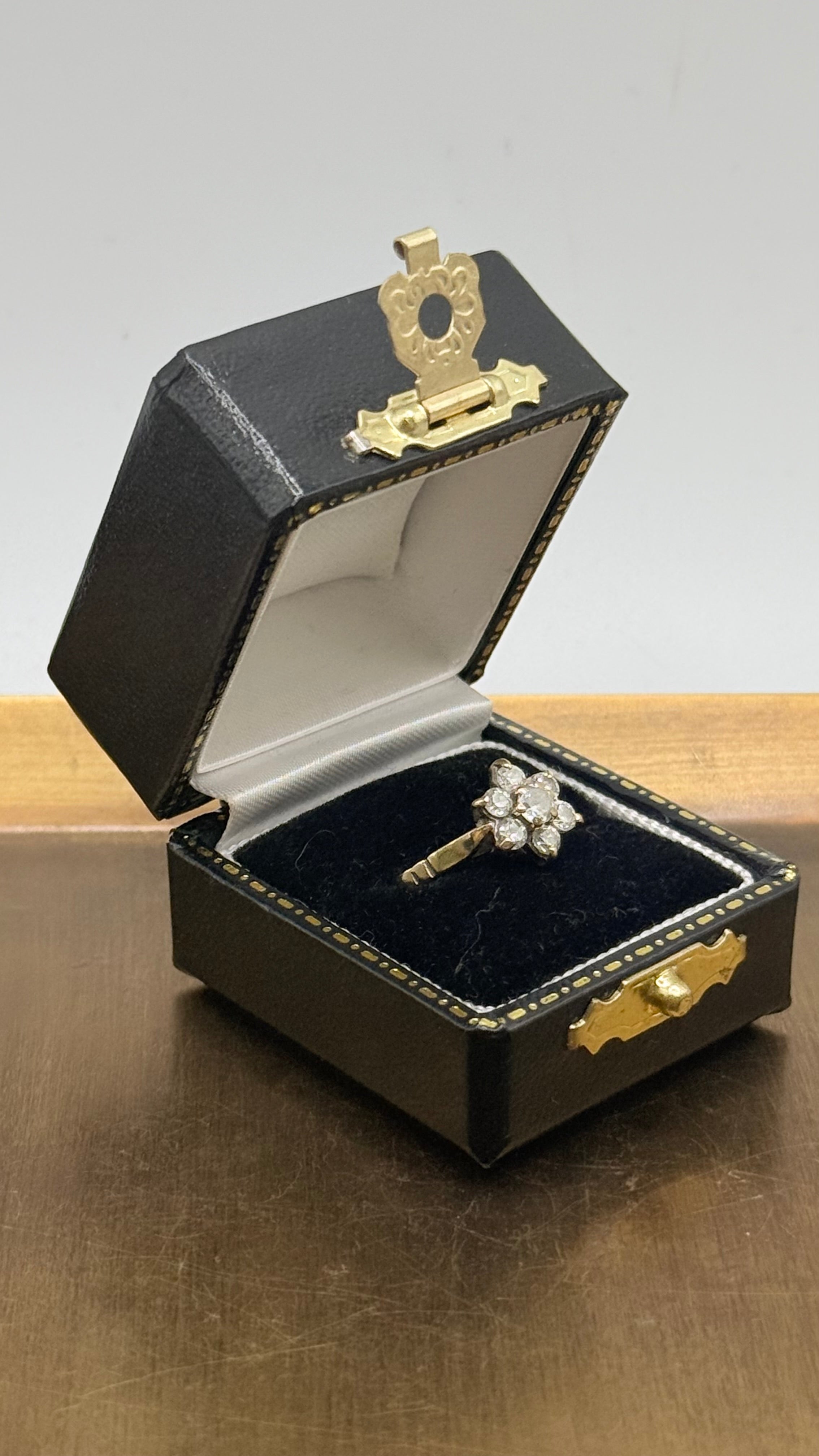 Vintage 9ct Gold Ring