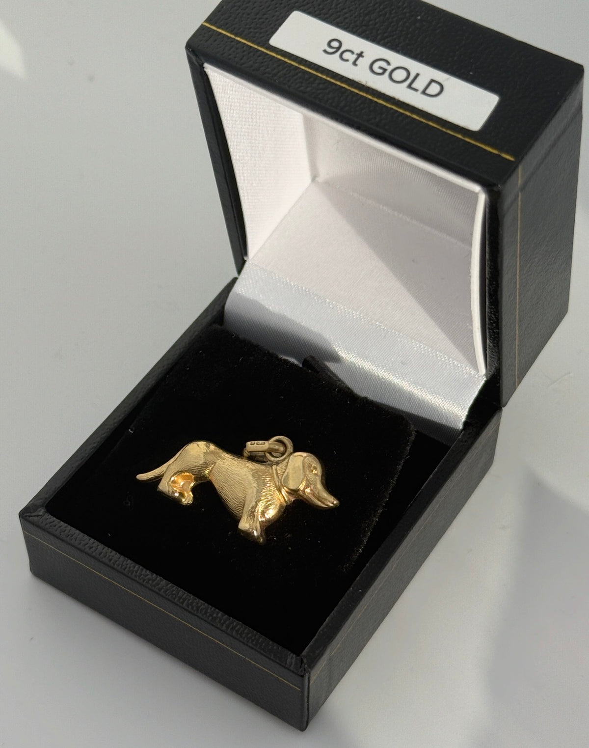 Vintage 9ct Gold Sausage Dog Pendant