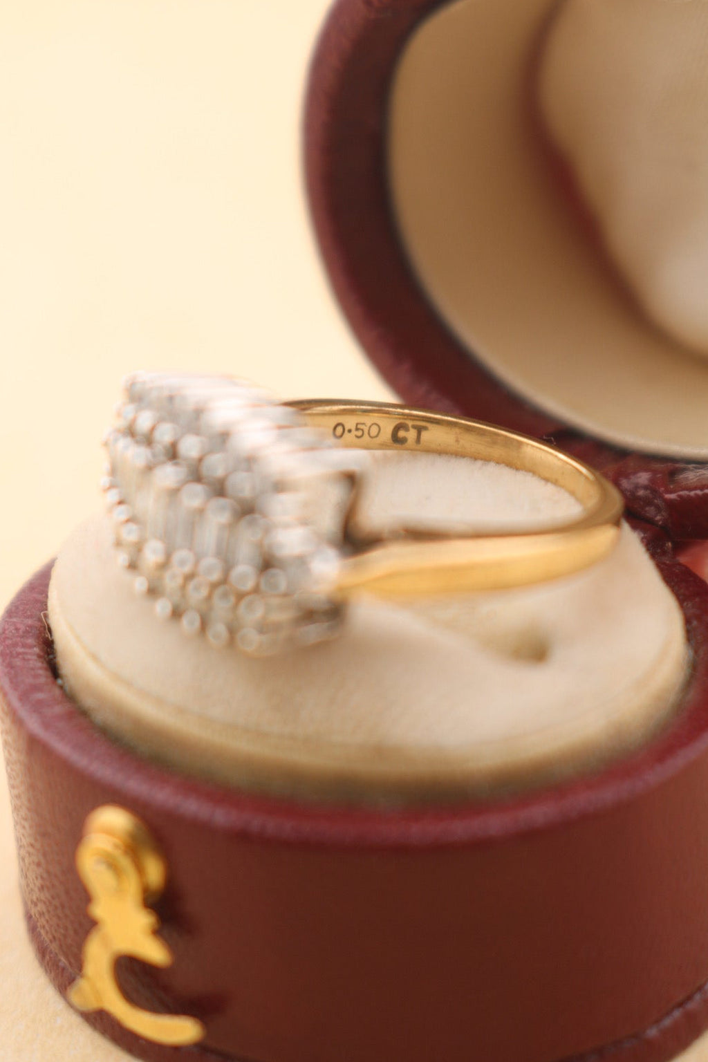 Vintage 9ct Gold Diamond Ring