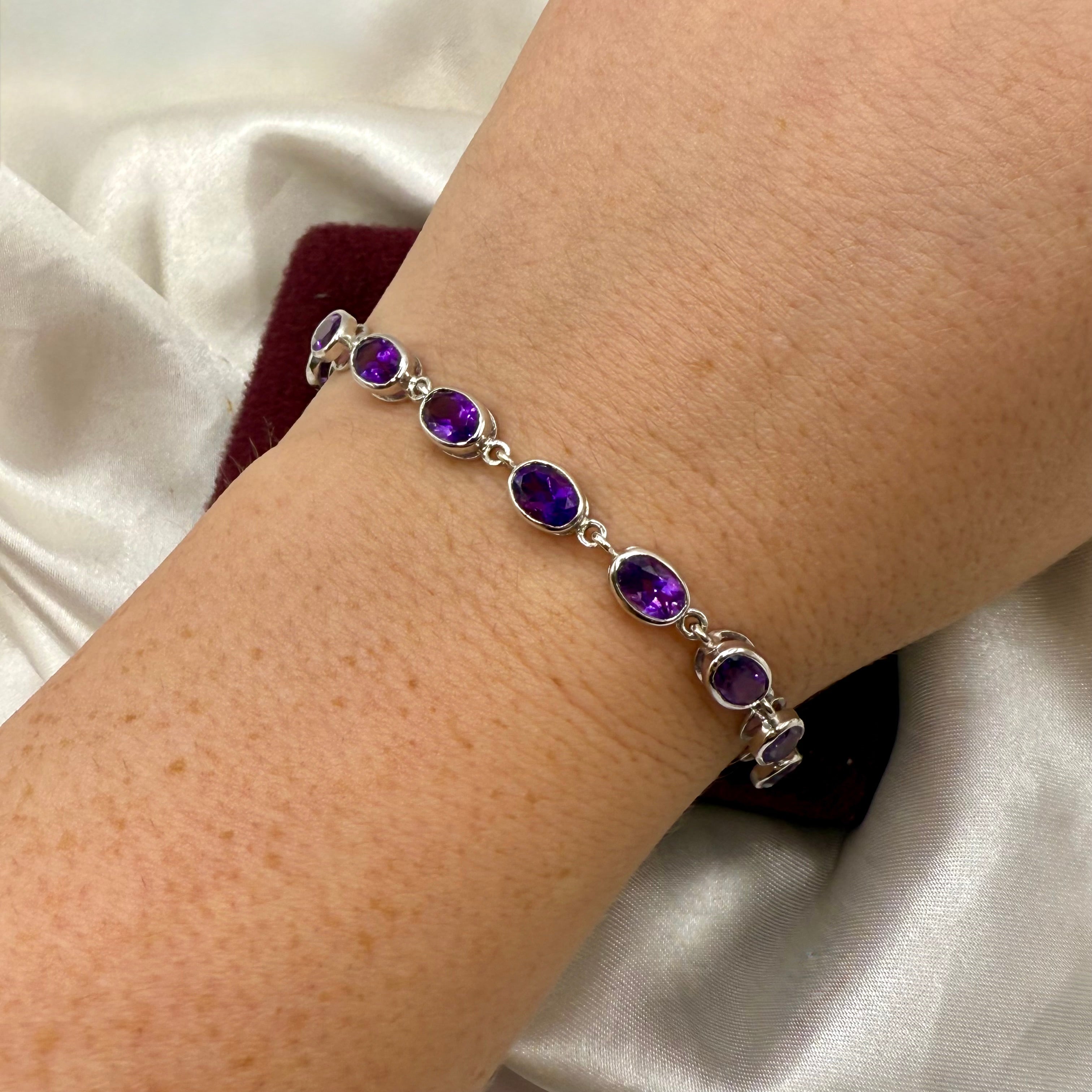 Vintage 9ct White Gold Amethyst Bracelet