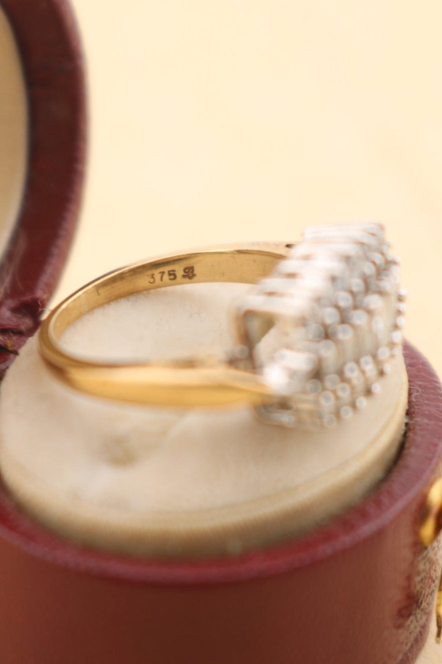 Vintage 9ct Gold Diamond Ring