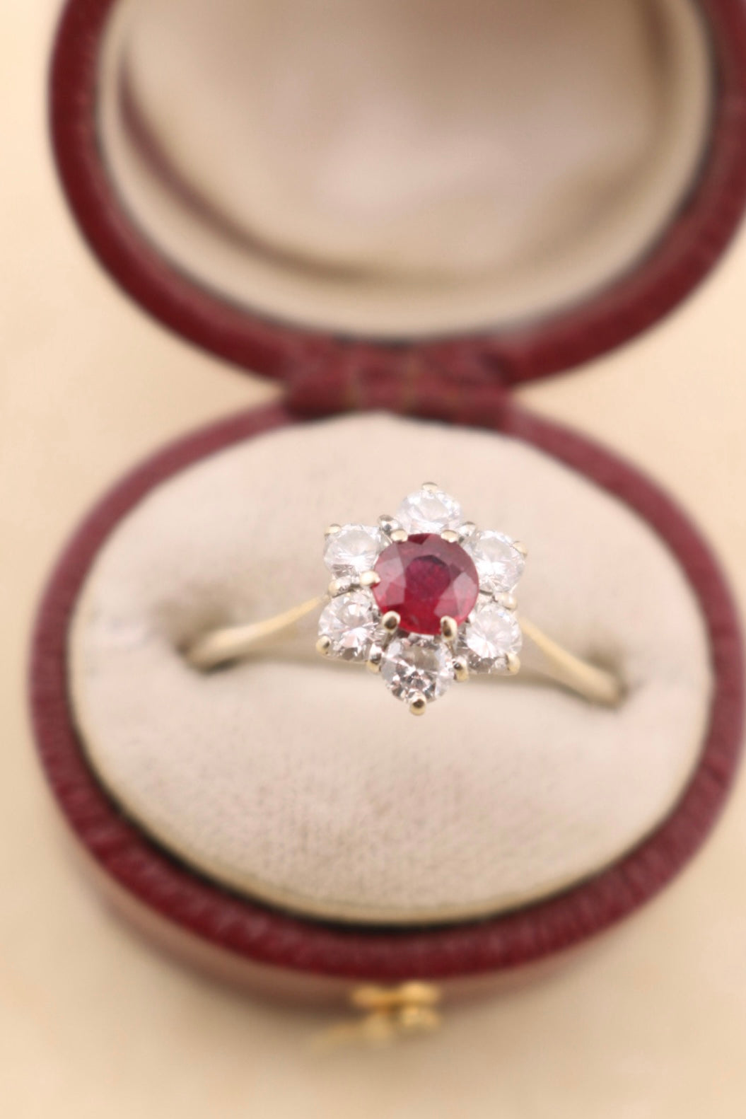 Vintage 18ct Gold Ruby & Diamond Ring