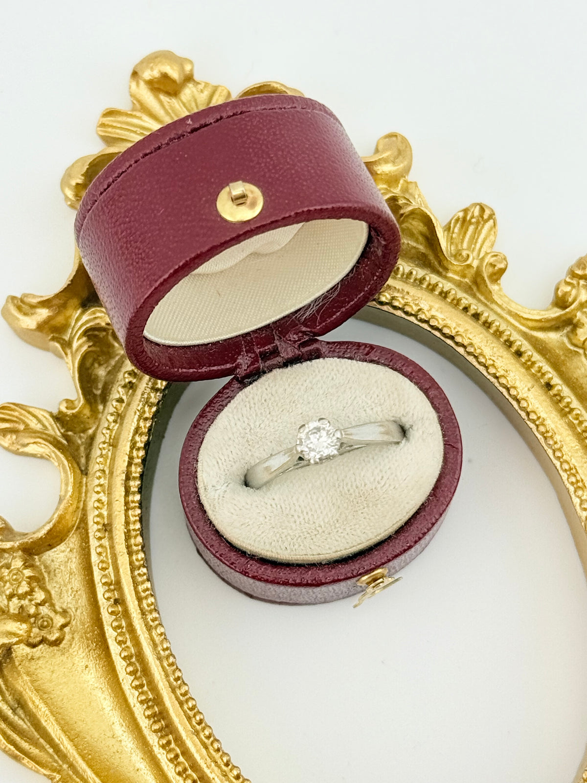 Vintage 18ct White Gold Diamond Ring