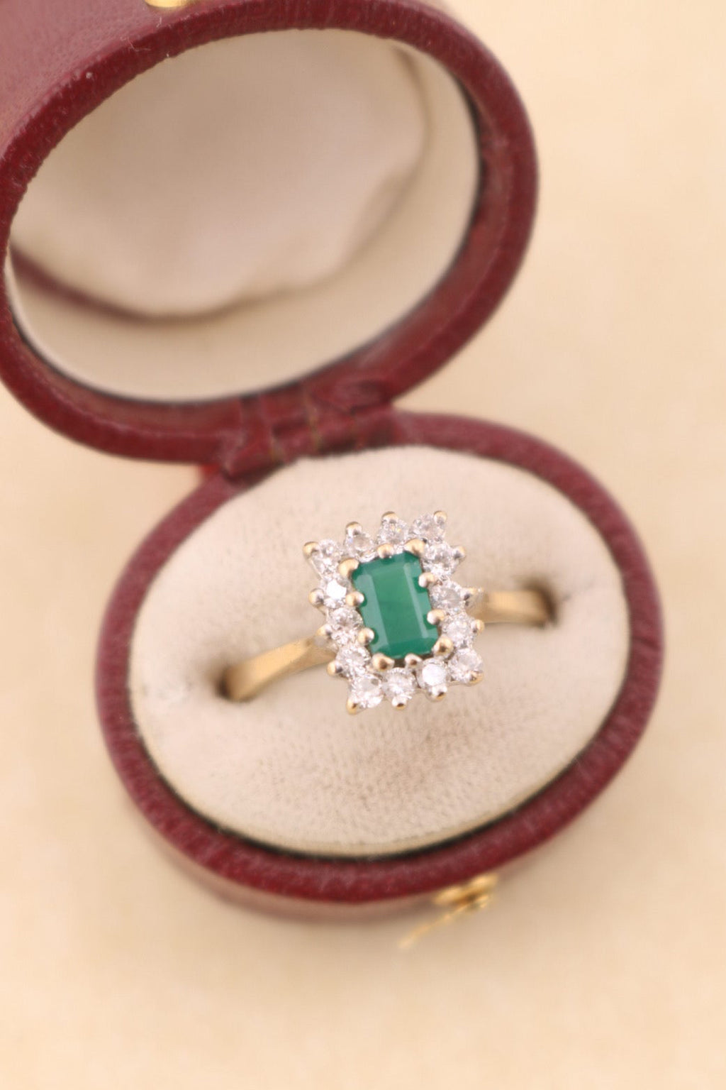 Vintage 9ct Gold Emerald Ring