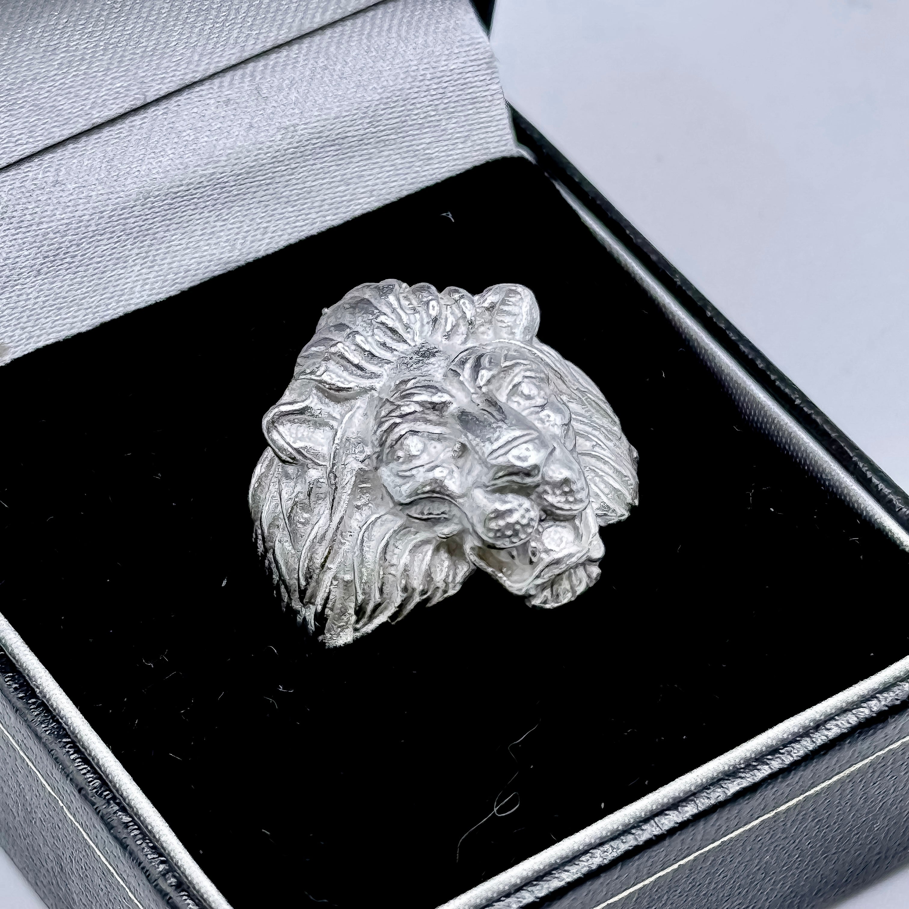 New Handmade Sterling Silver Lion Ring