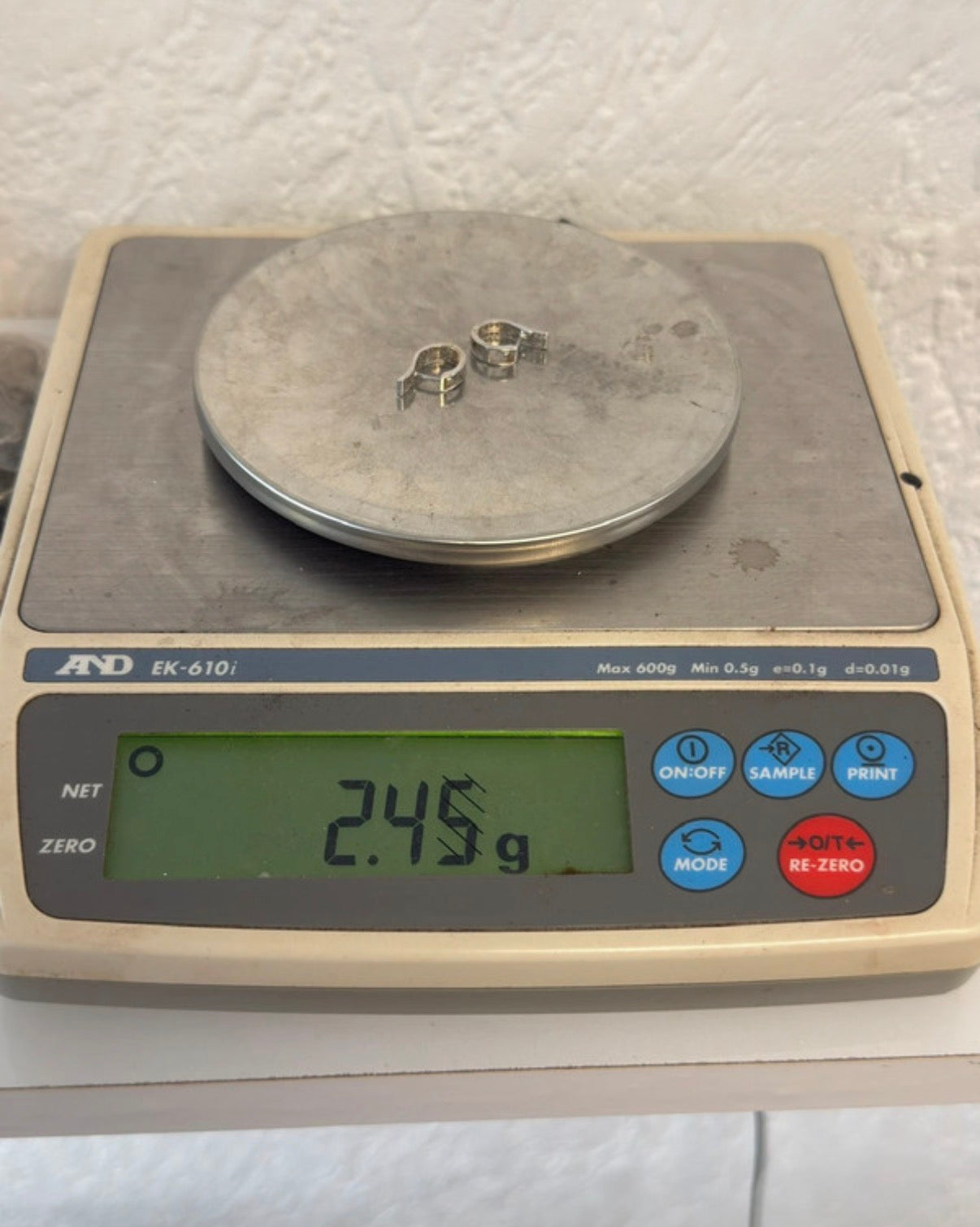 Vintage 14k Preowned White Gold Earrings