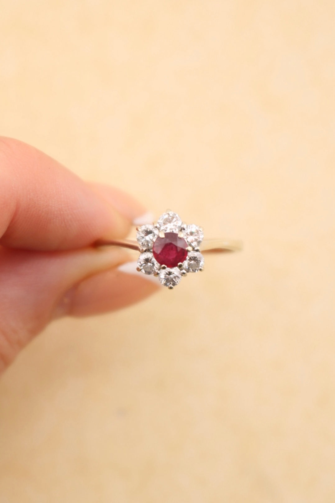 Vintage 18ct Gold Ruby & Diamond Ring