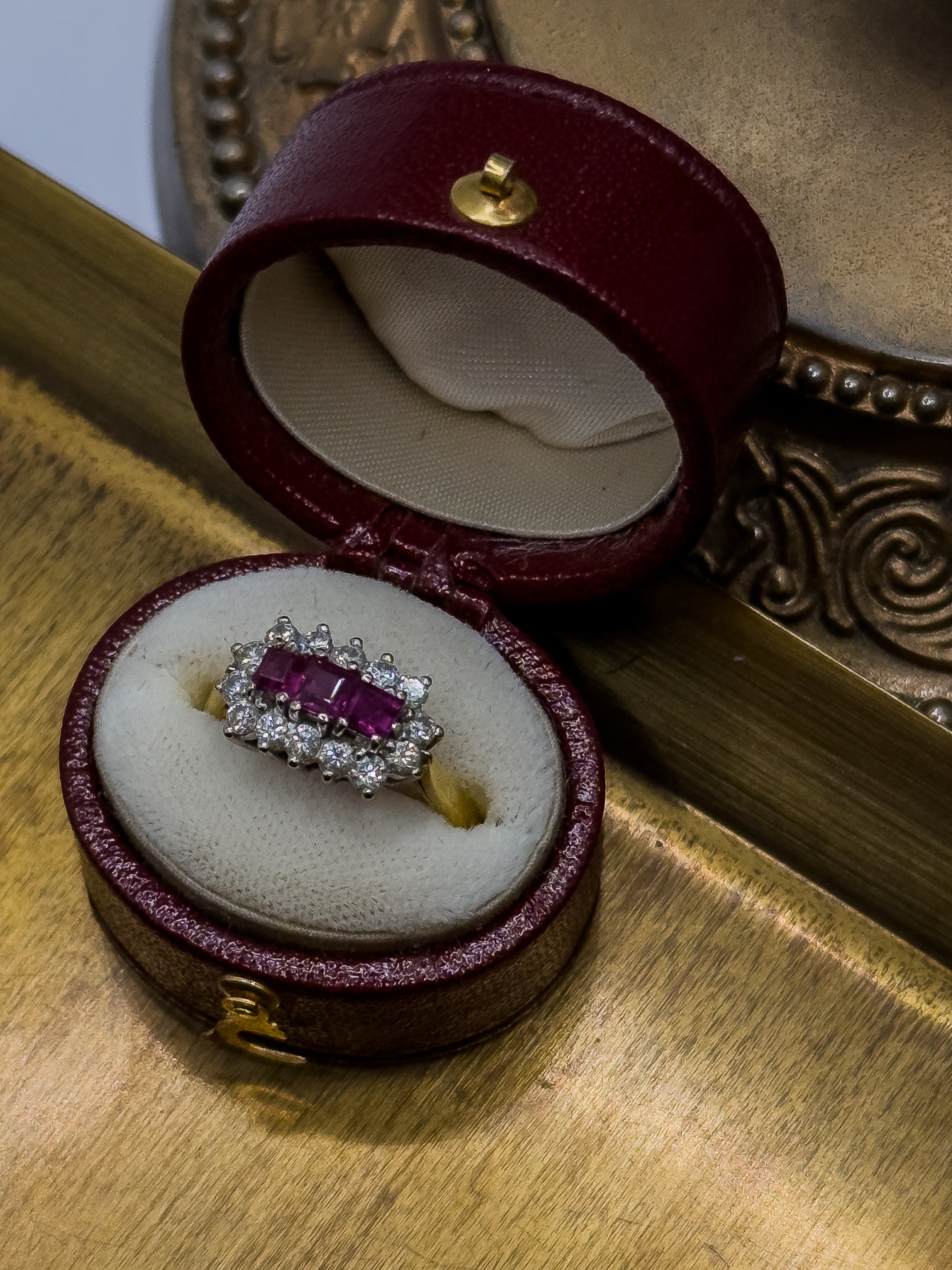 Vintage 18ct Gold Ruby & Diamond Ring