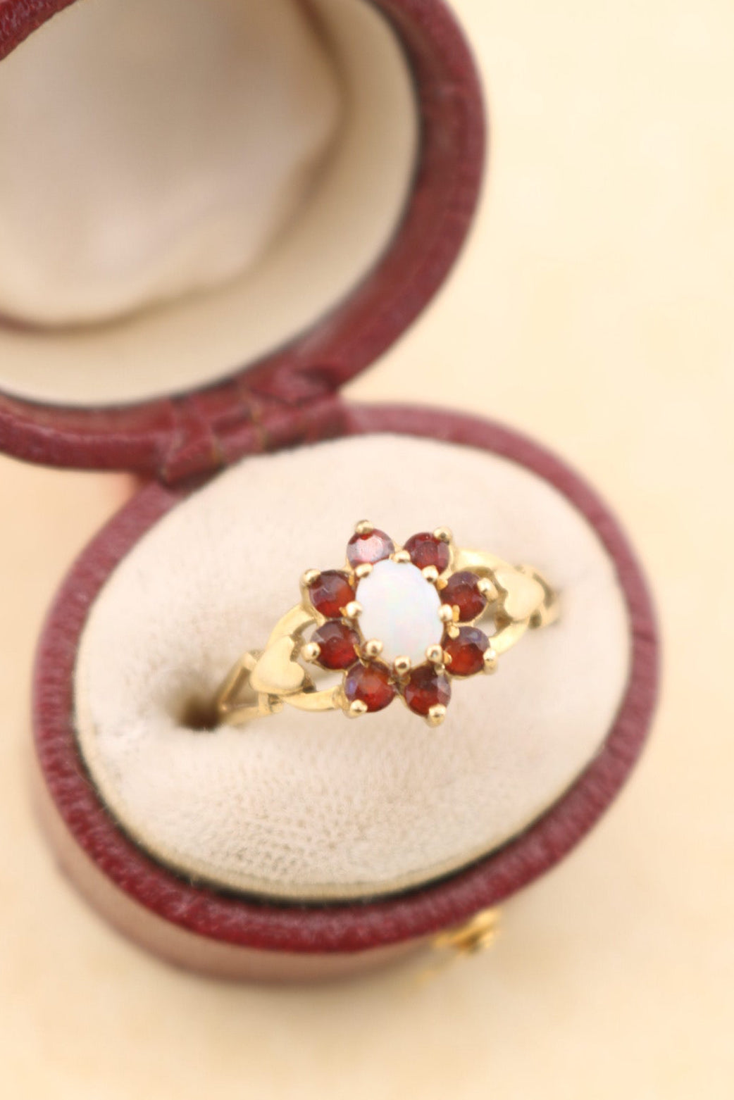 Vintage 9ct Gold Opal & Garnet Flower Ring