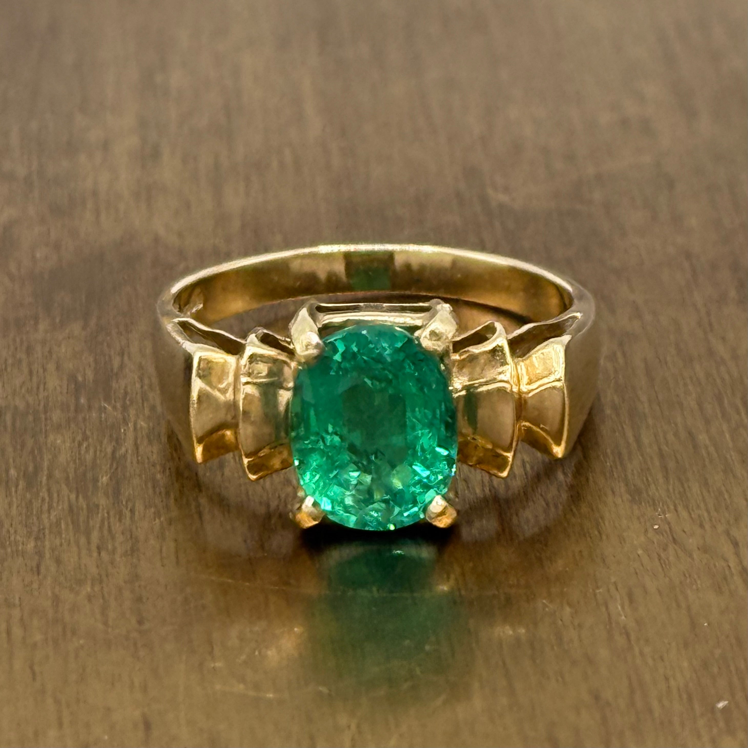 Vintage 9ct Gold LAB Emerald Ring
