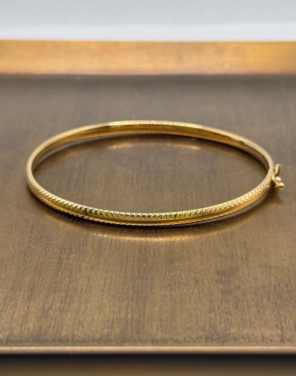 Vintage 9ct Gold Bangle