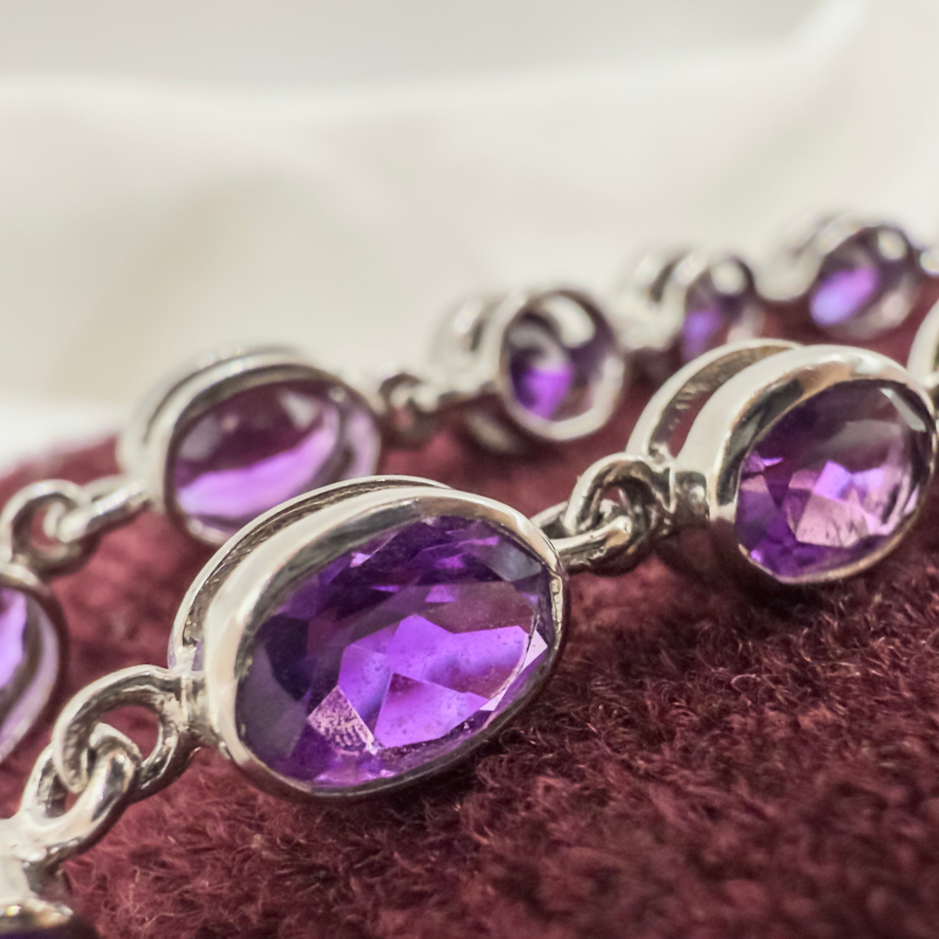 Vintage 9ct White Gold Amethyst Bracelet