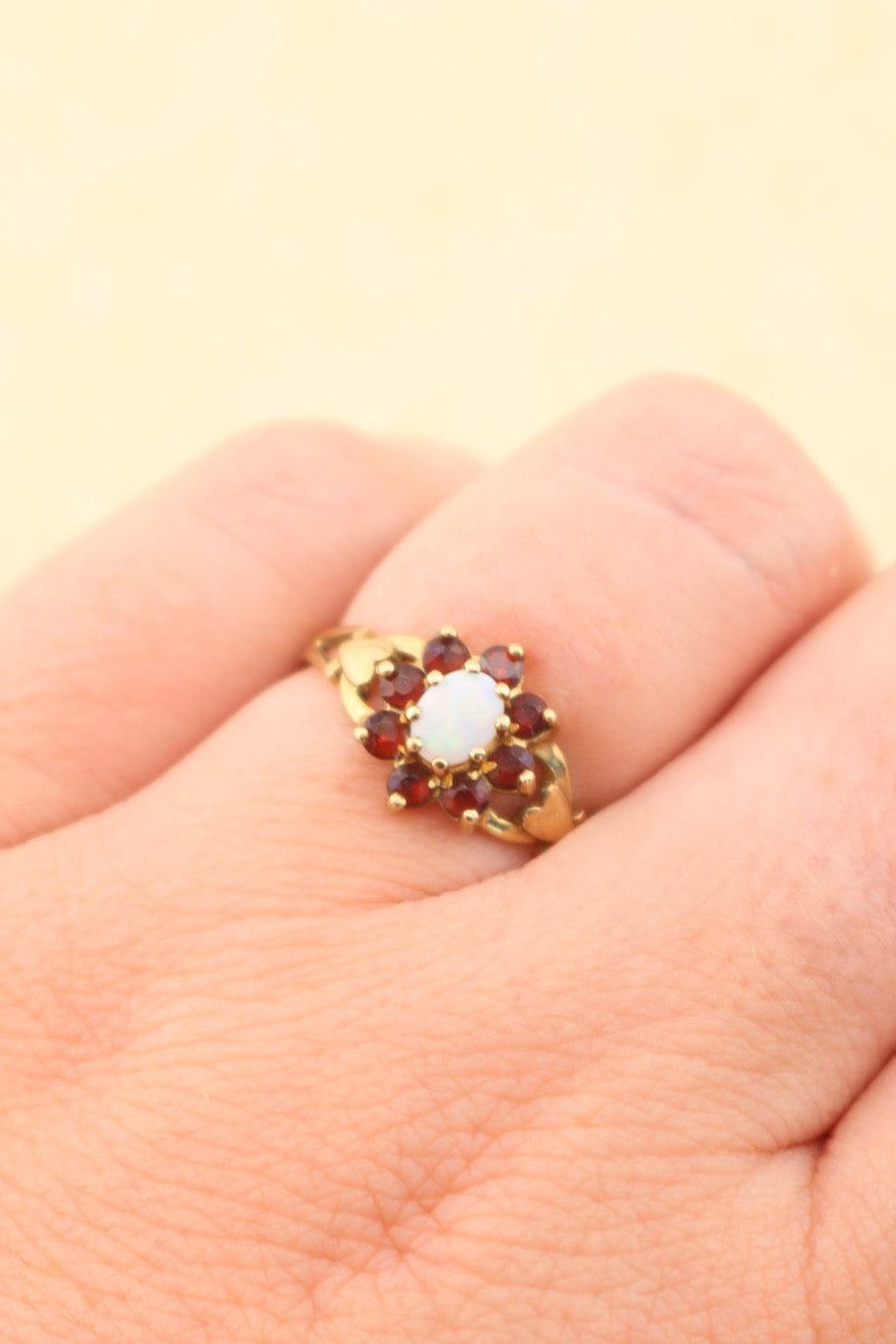 Vintage 9ct Gold Opal & Garnet Flower Ring