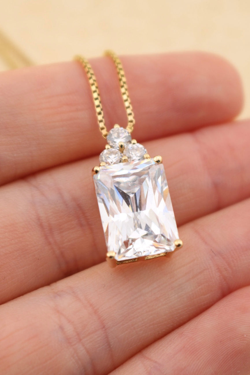 Vintage 14ct Gold Cubic Zirconia Pendant Necklace