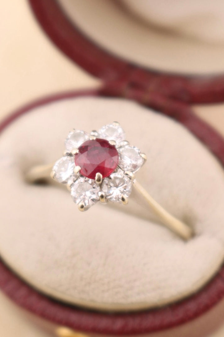 Vintage 18ct Gold Ruby & Diamond Ring