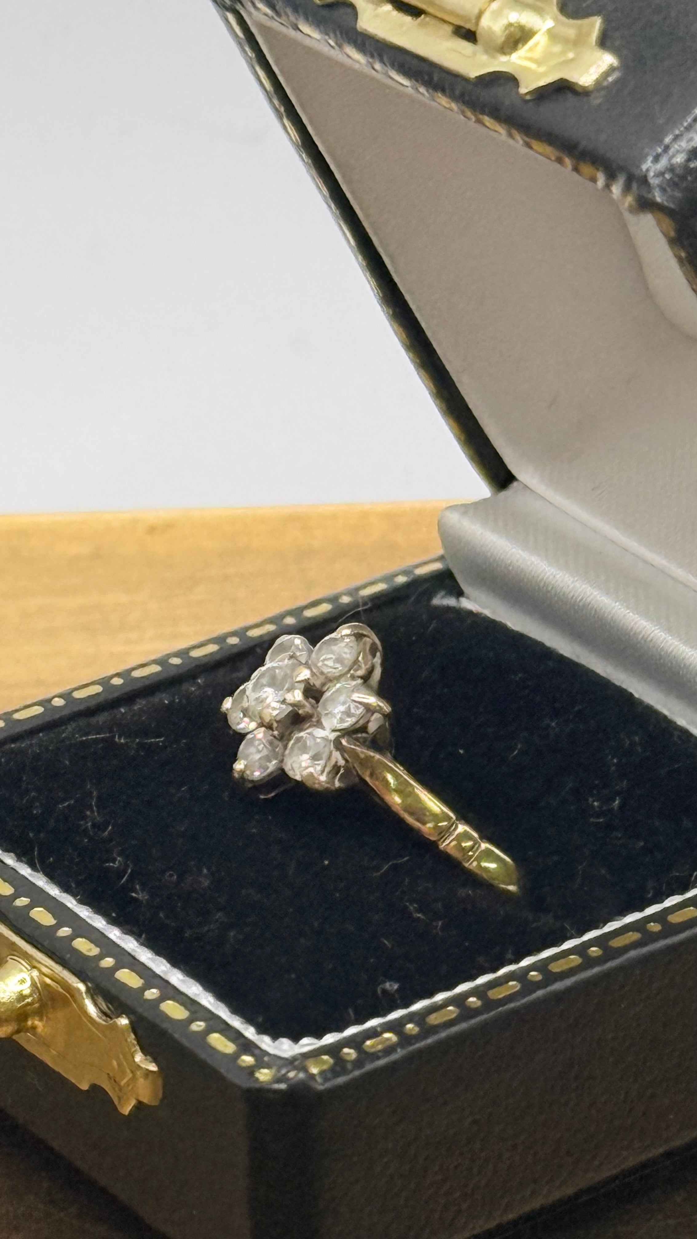 Vintage 9ct Gold Ring