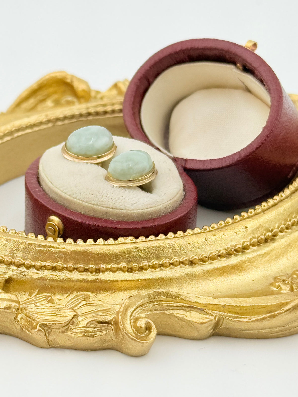 Vintage 9ct Gold Jade Earrings