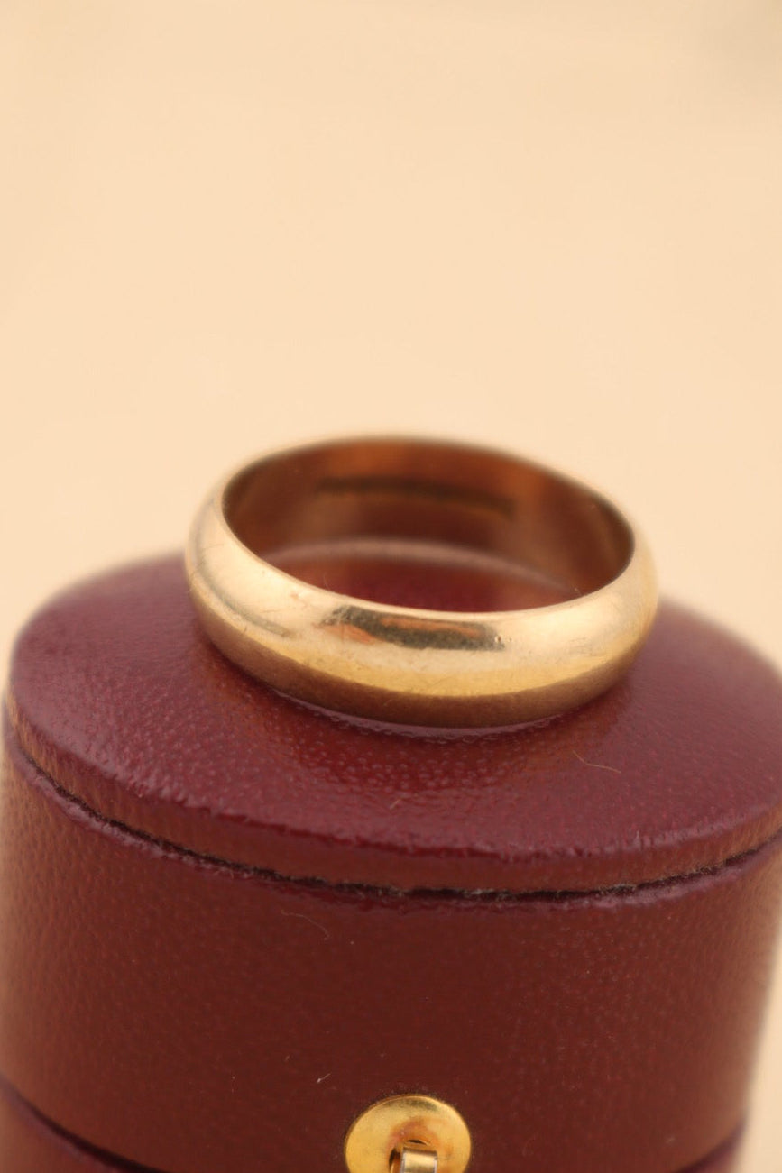 Vintage 9ct Gold Wedding Band