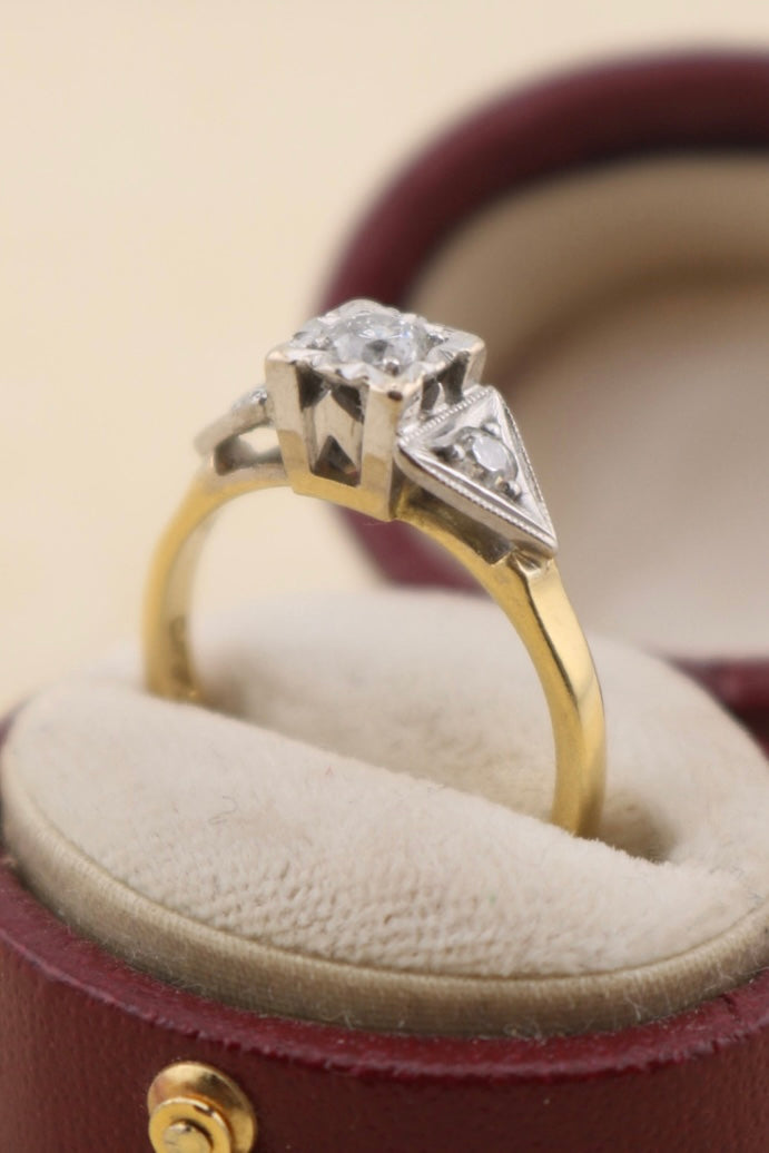 Vintage 18ct Gold Diamond Ring