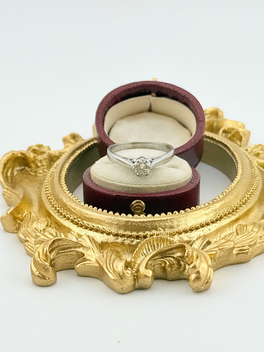 Vintage 18ct White Gold Diamond Ring