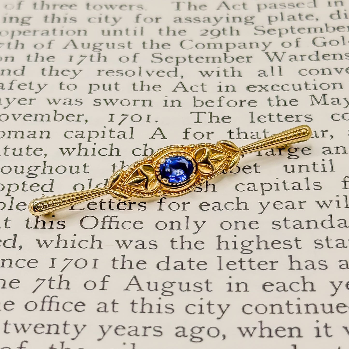 Vintage 9ct Gold Pin Brooch