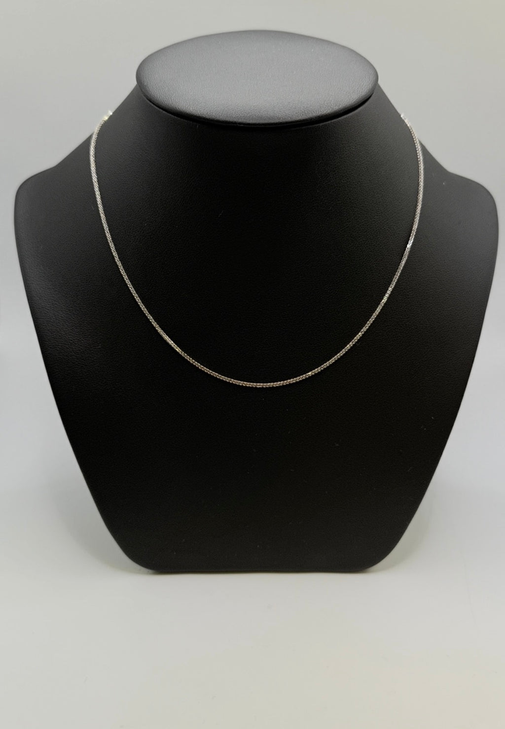 Vintage 9ct White Gold Chain