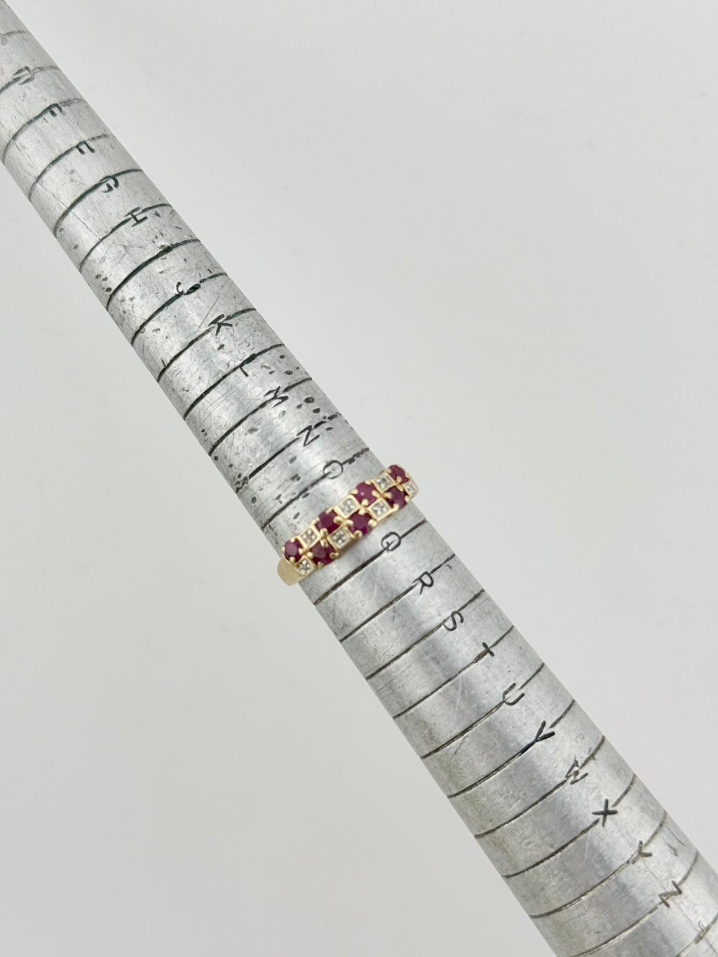 Vintage 9ct Gold Ruby & Diamond Ring