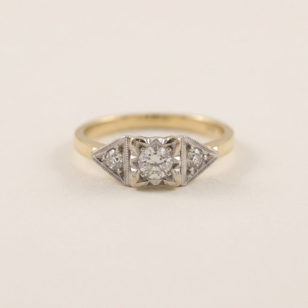 Vintage 18ct Gold Diamond Ring