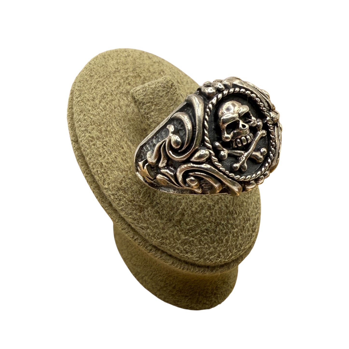New Sterling Silver Skull Ring