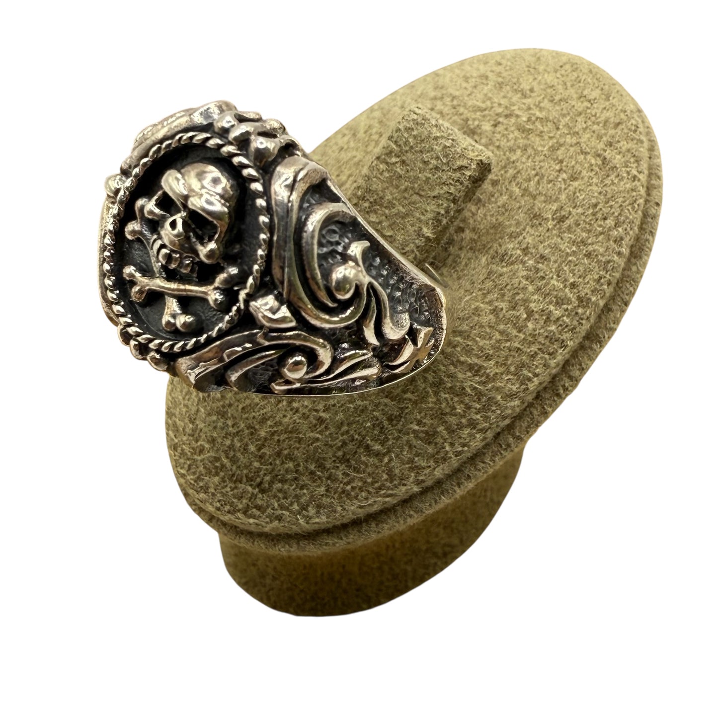 New Sterling Silver Skull Ring