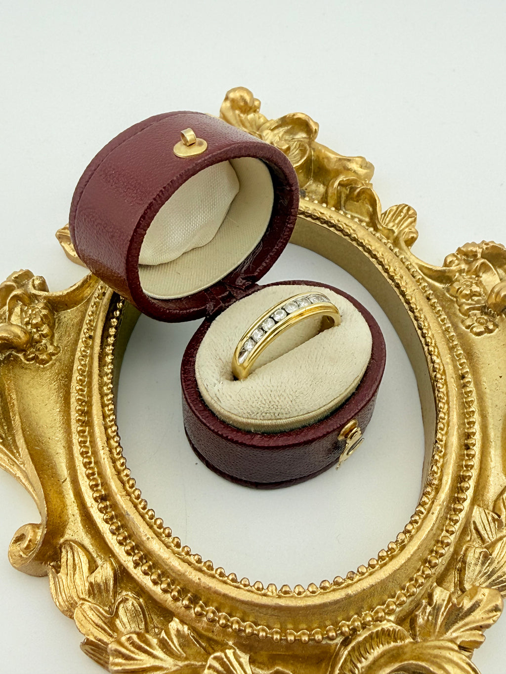 Vintage 18ct Diamond Ring