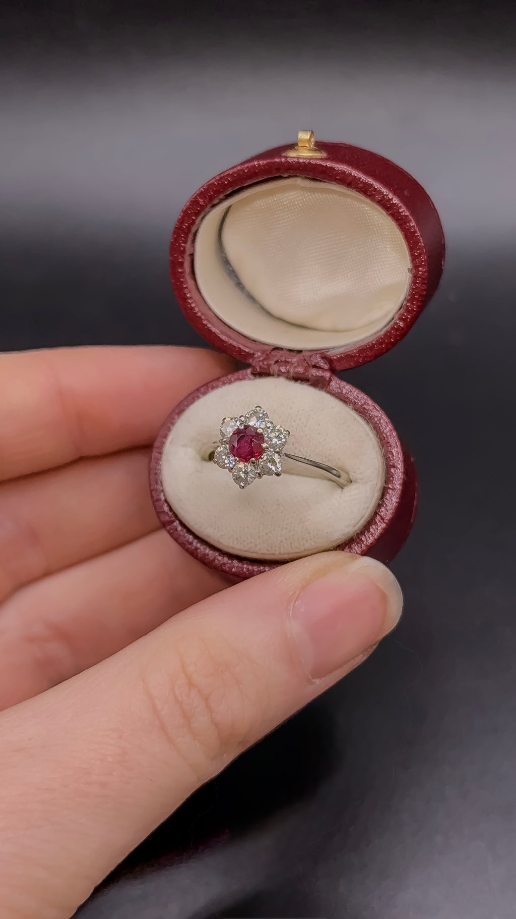 Vintage 18ct White Gold Ruby & Diamond Ring