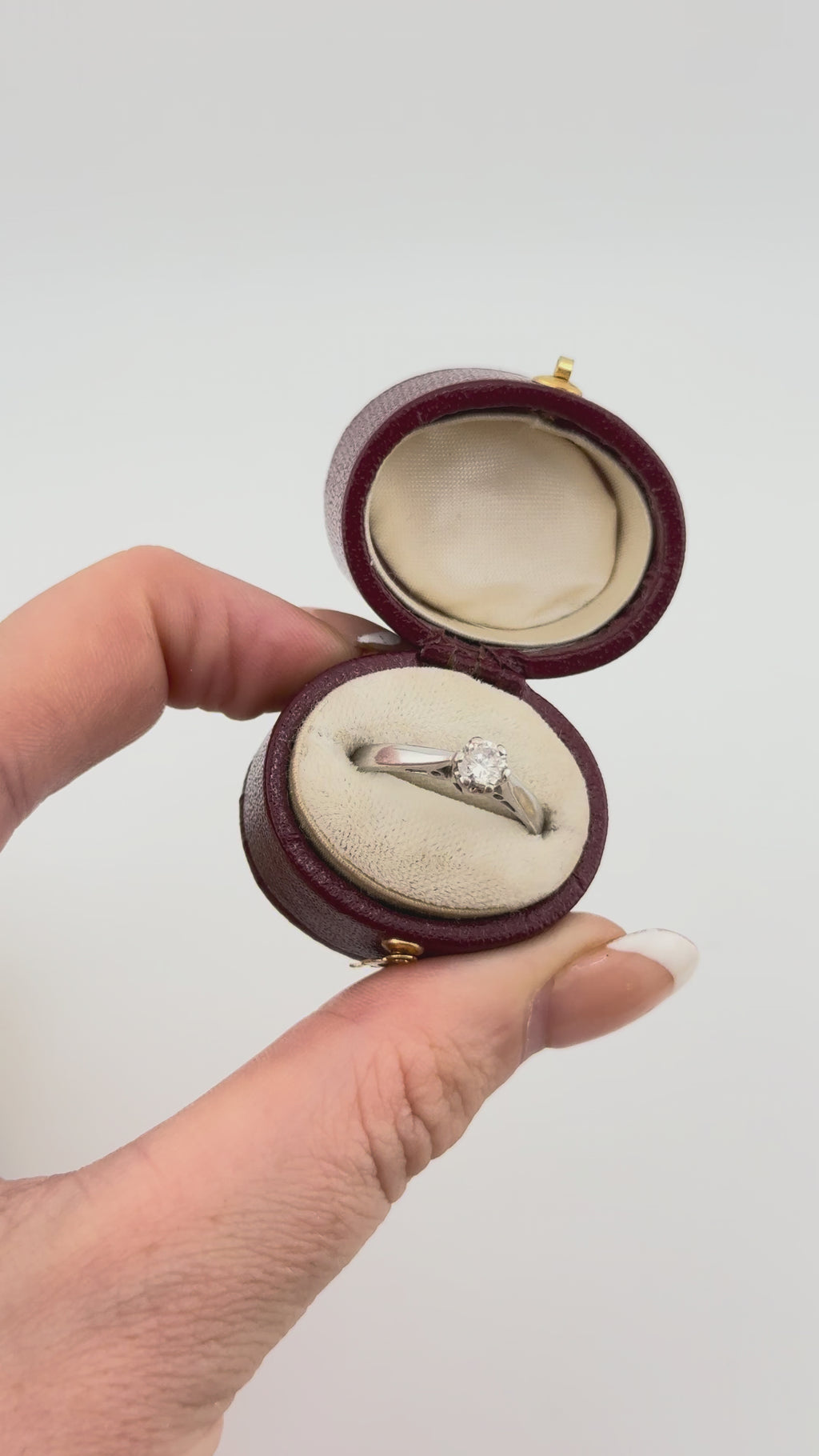 Vintage 18ct White Gold Diamond Ring