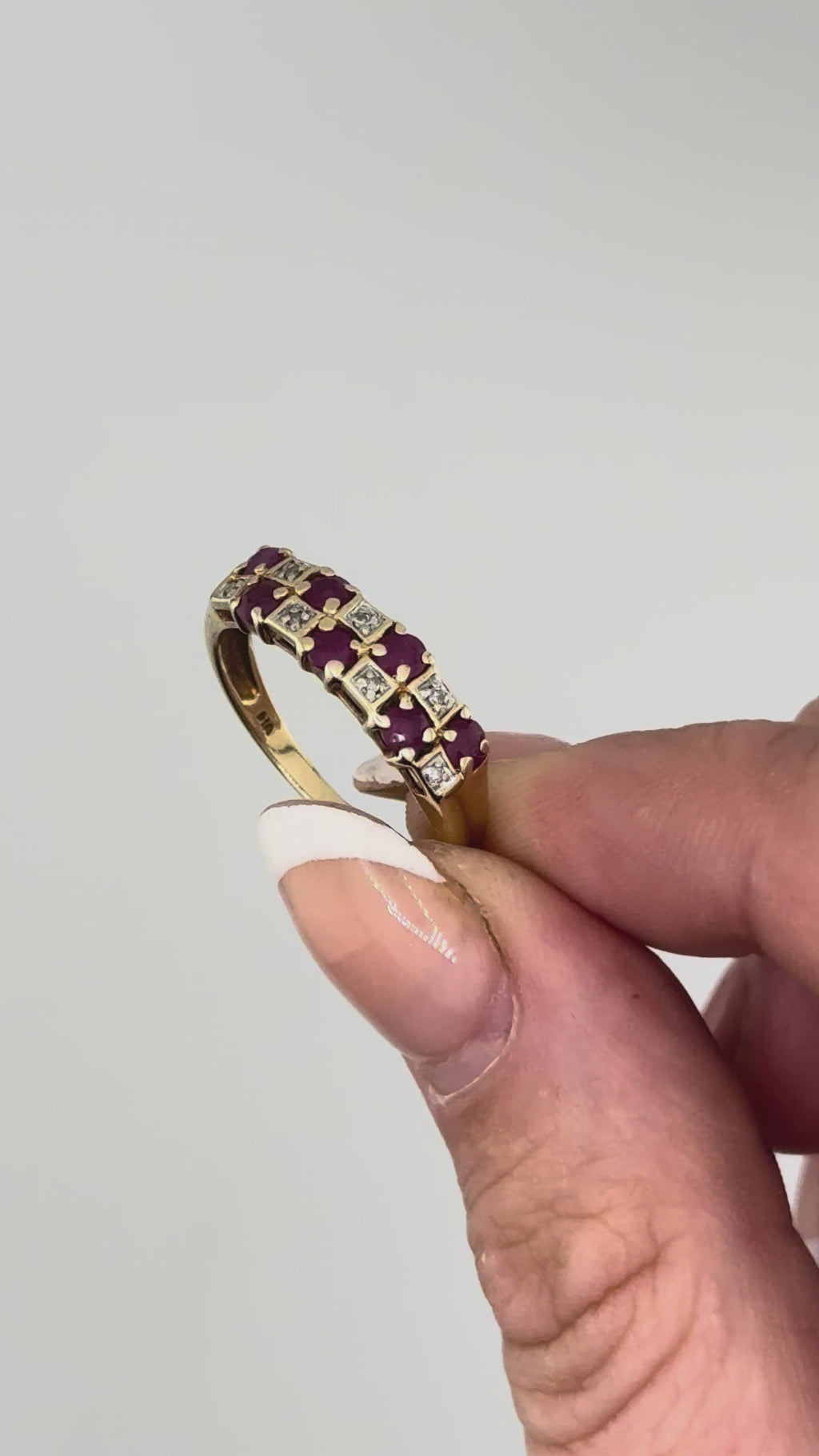 Vintage 9ct Gold Ruby & Diamond Ring
