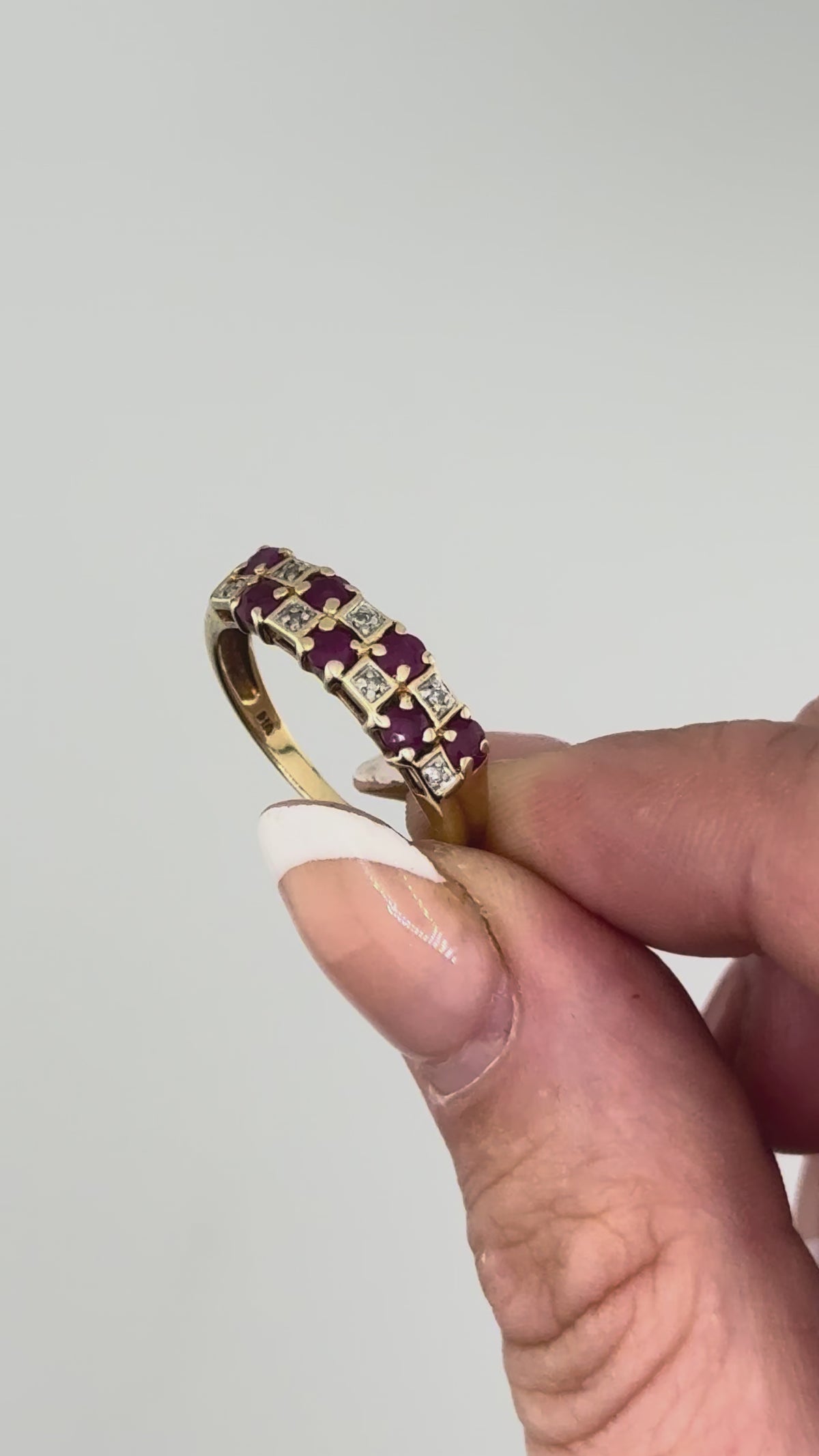 Vintage 9ct Gold Ruby & Diamond Ring