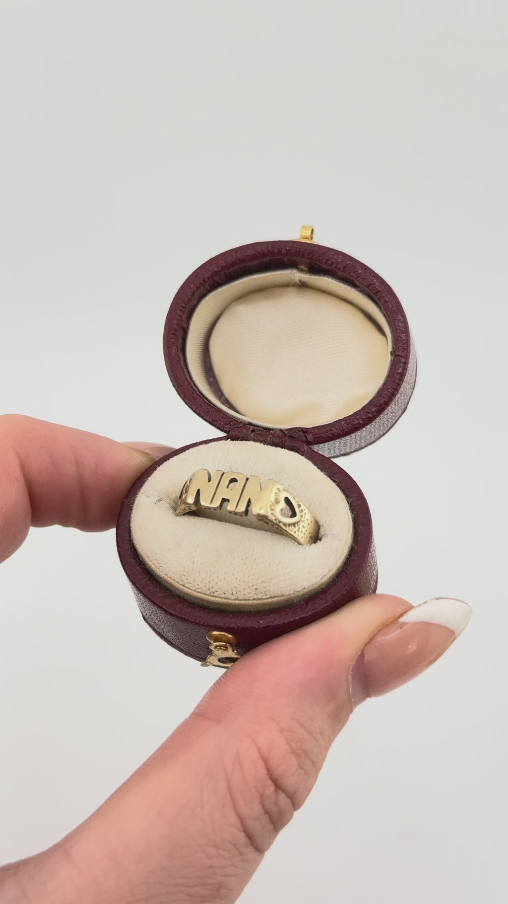Vintage 9ct Gold NAN Ring